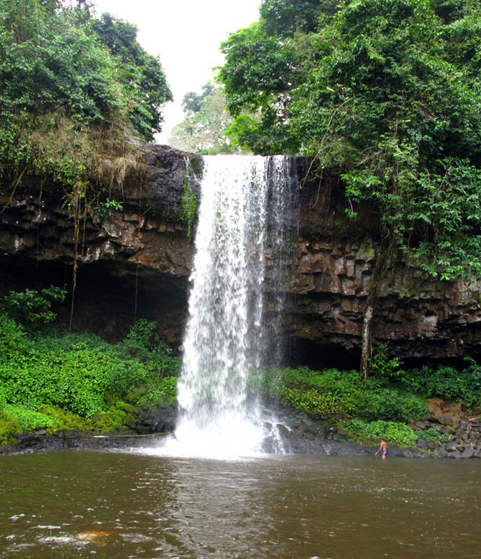 9a-Local Swinning Hole