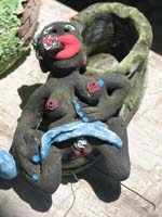 635